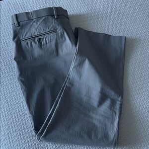 Tommy Hilfiger Men's Modern-Fit TH Flex Stretch Performance Pants Grey 36x30